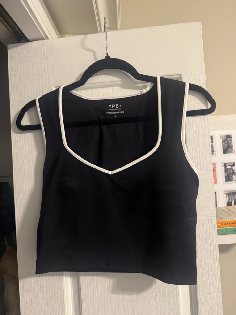 Abercrombie & Fitch Black YPB studio flex Tank with built in bra